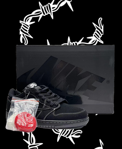 → Air Jordan 1 Low “Black Phantom”